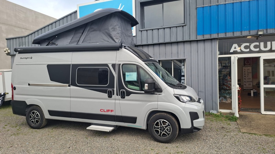 SUNLIGHT CLIFF 600X RT